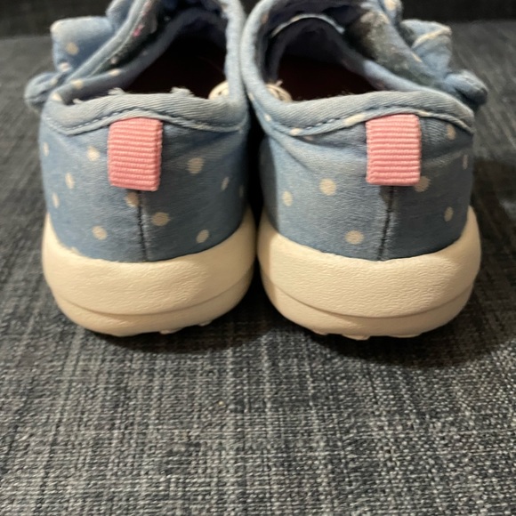 Carter’s sneakers - Picture 5 of 7